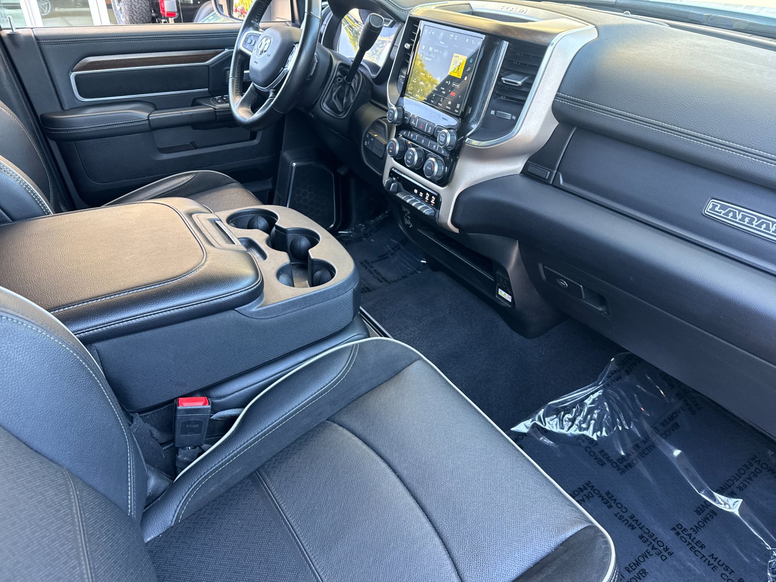Used 2024 White Ram Laramie image 15