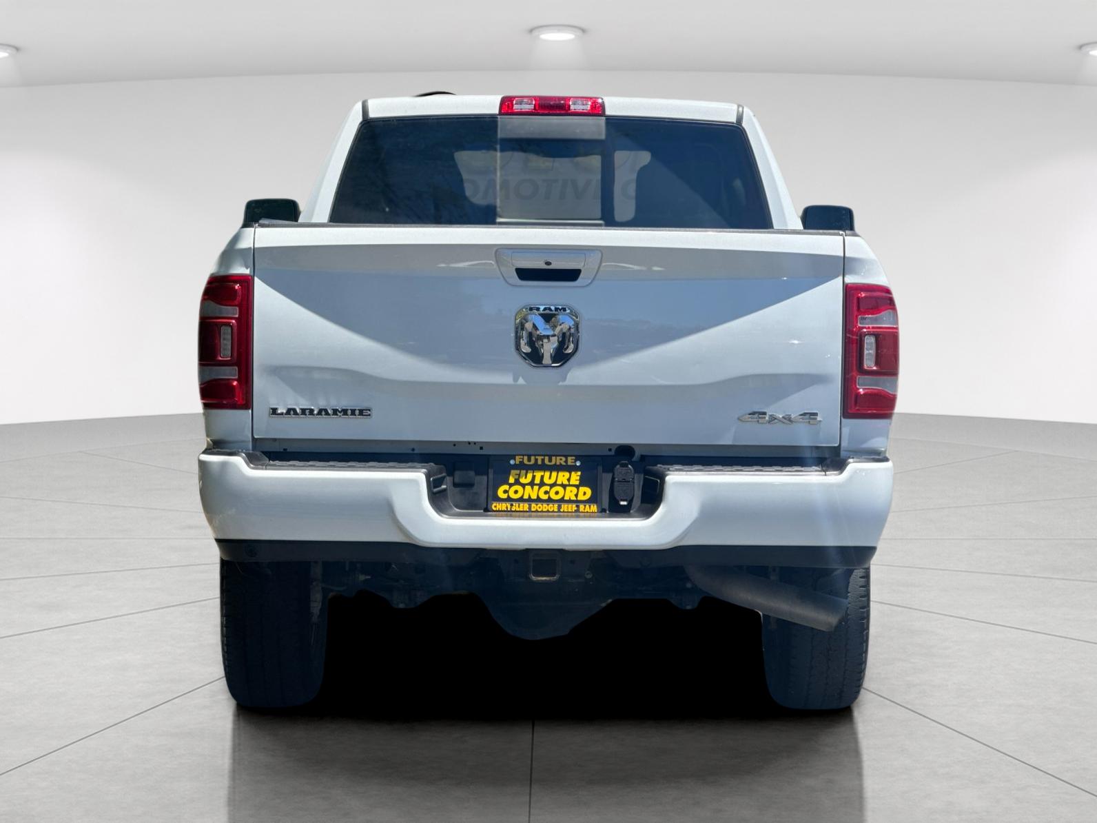 Used 2024 White Ram Laramie image 5