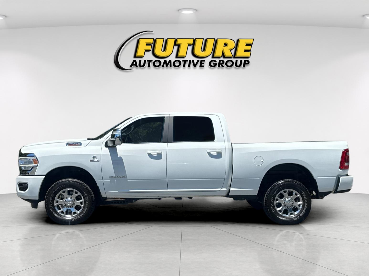 Used 2024 White Ram Laramie image 7
