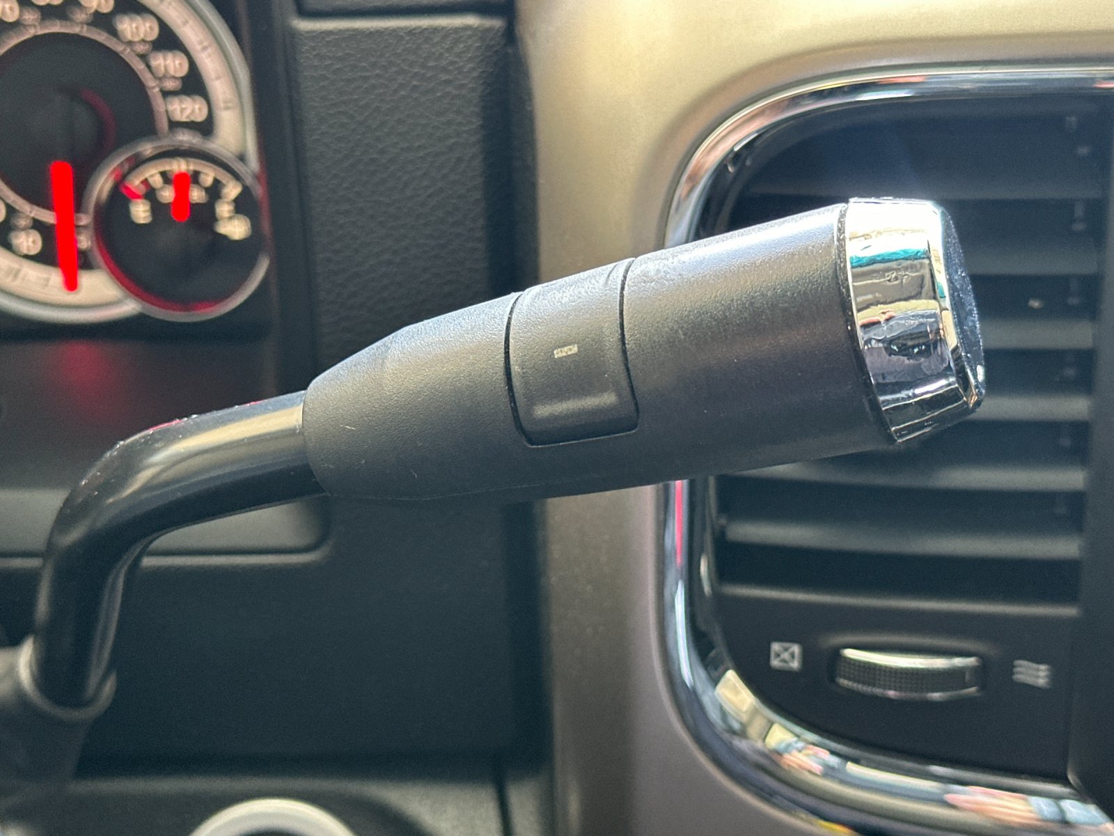 Used 2017 White Ram Laramie image 20