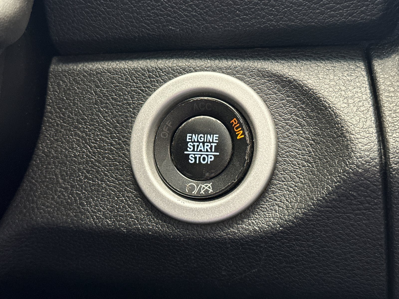 Used 2017 White Ram Laramie image 21