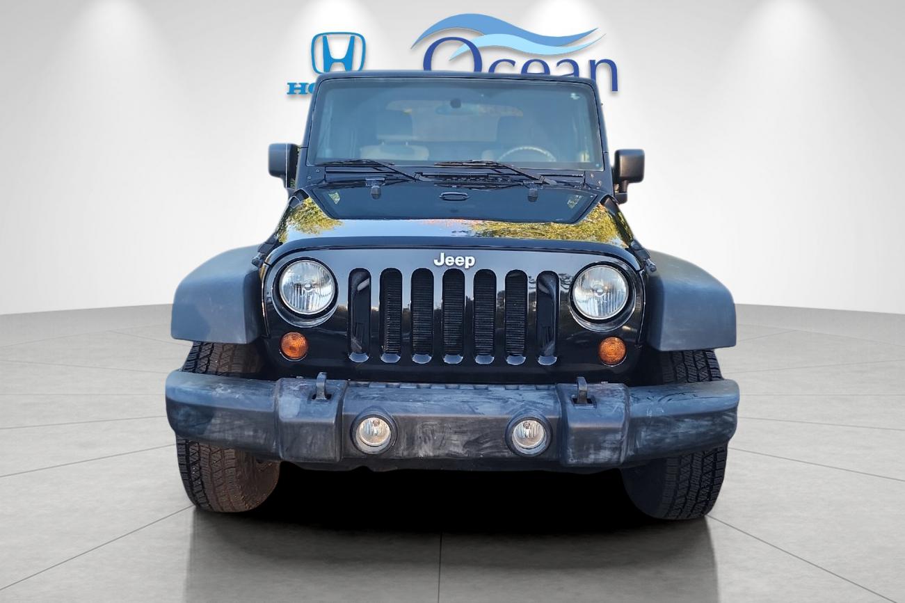 Used 2008 Black Clearcoat/Black Soft Top Jeep X image 8