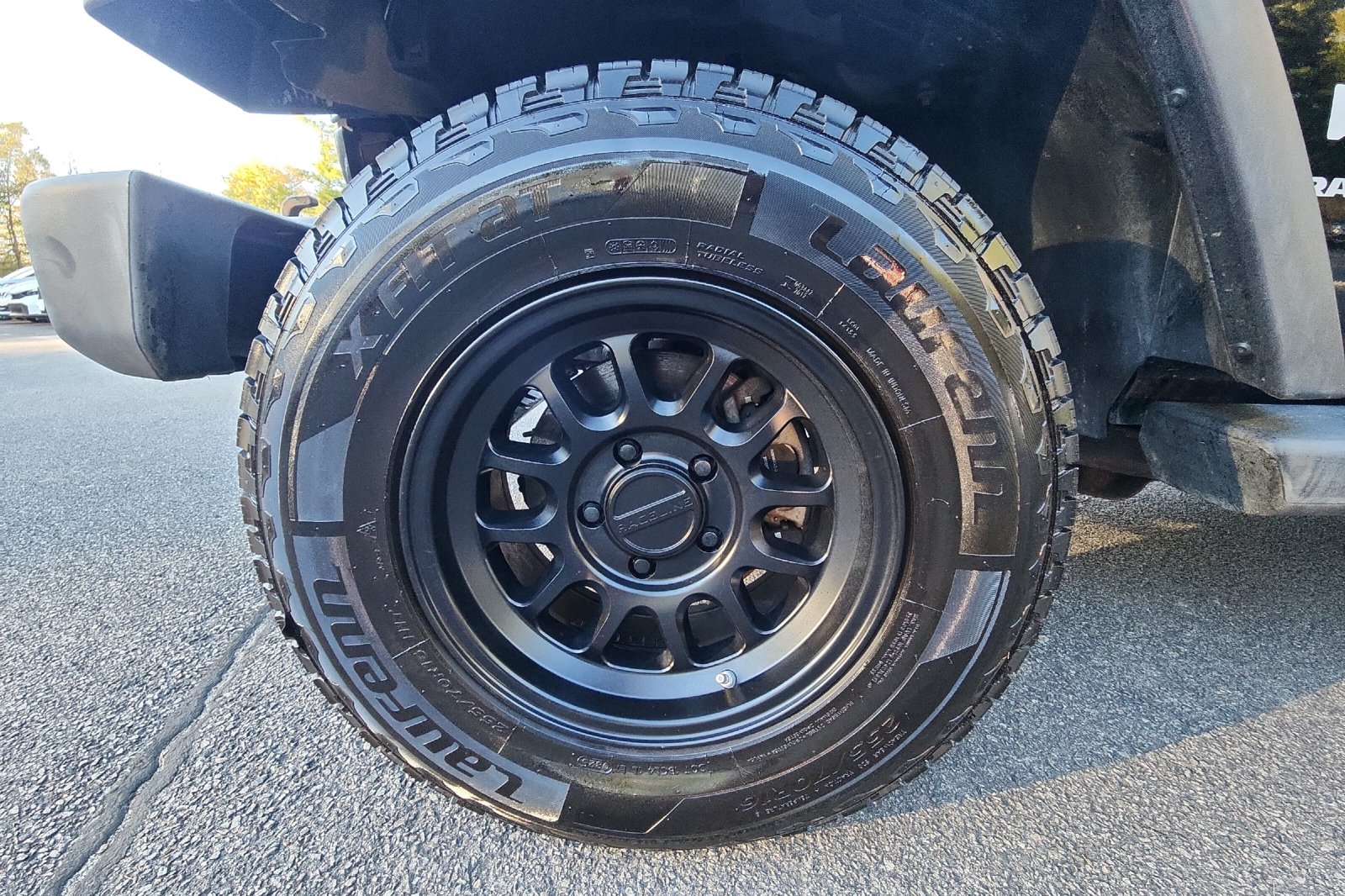 Used 2008 Black Clearcoat/Black Soft Top Jeep X image 24