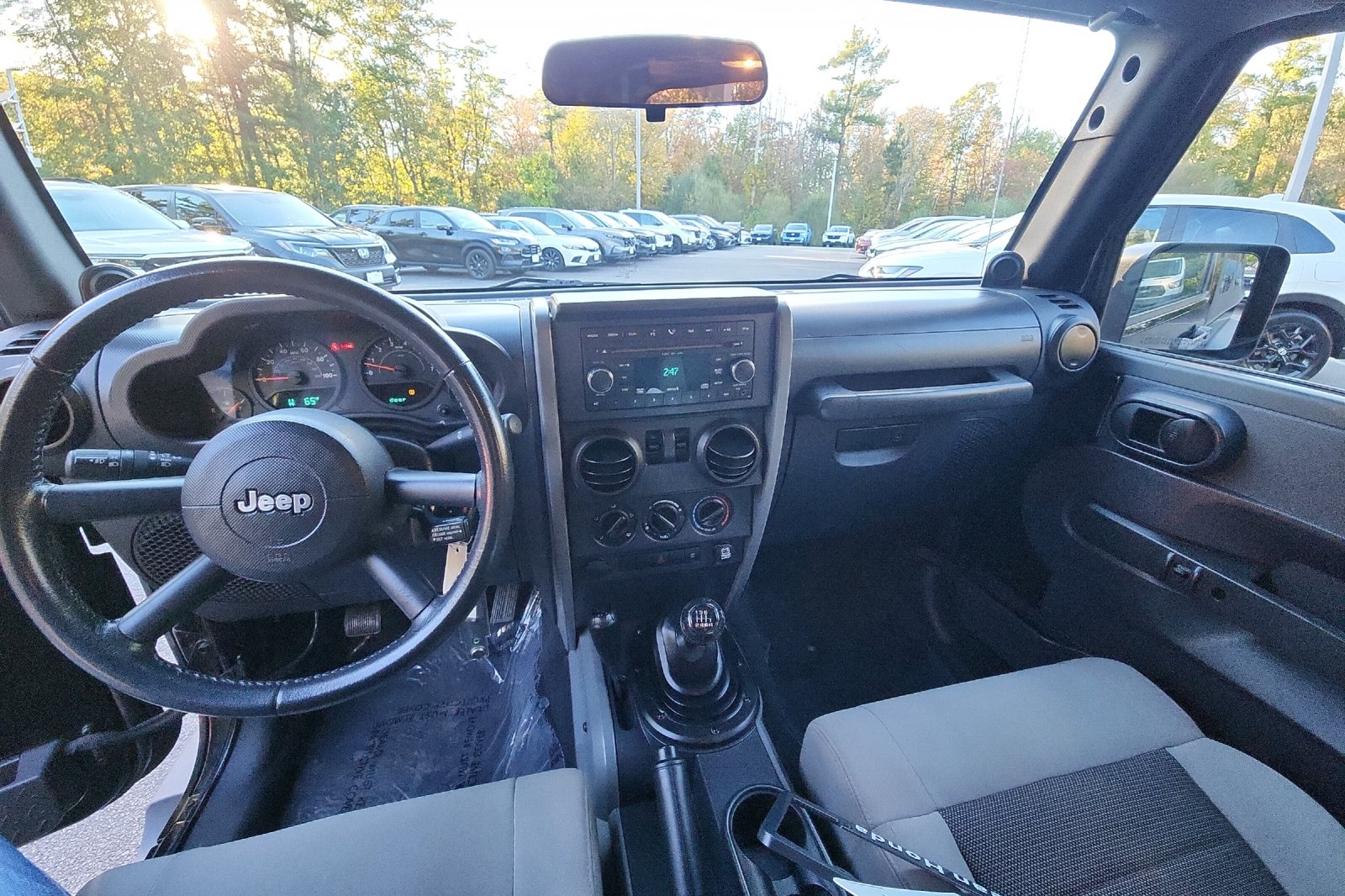 Used 2008 Black Clearcoat/Black Soft Top Jeep X image 13