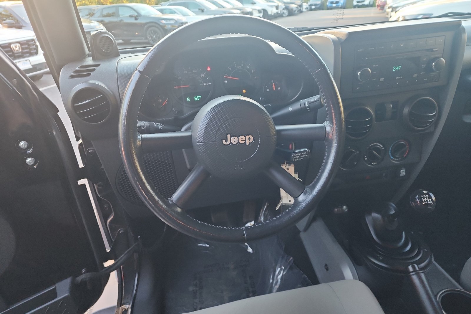 Used 2008 Black Clearcoat/Black Soft Top Jeep X image 14