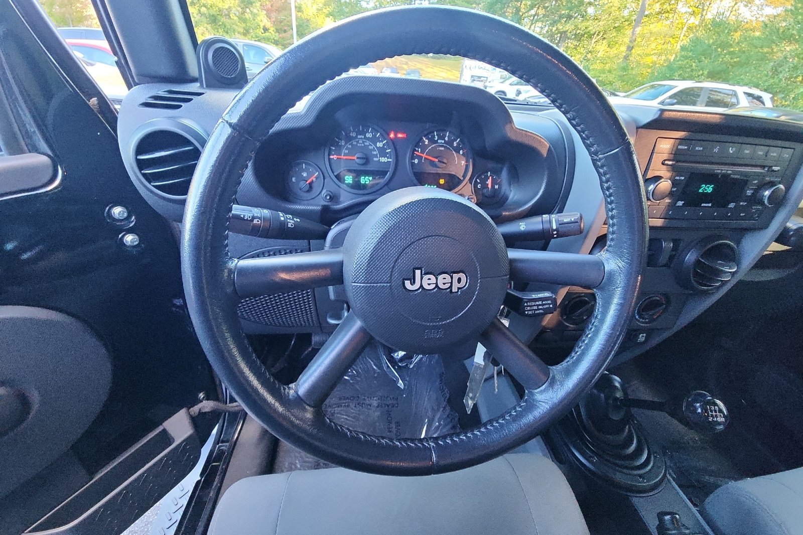 Used 2008 Black Clearcoat/Black Soft Top Jeep X image 21