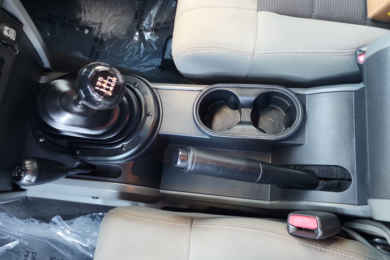 Used 2008 Black Clearcoat/Black Soft Top Jeep X image 26