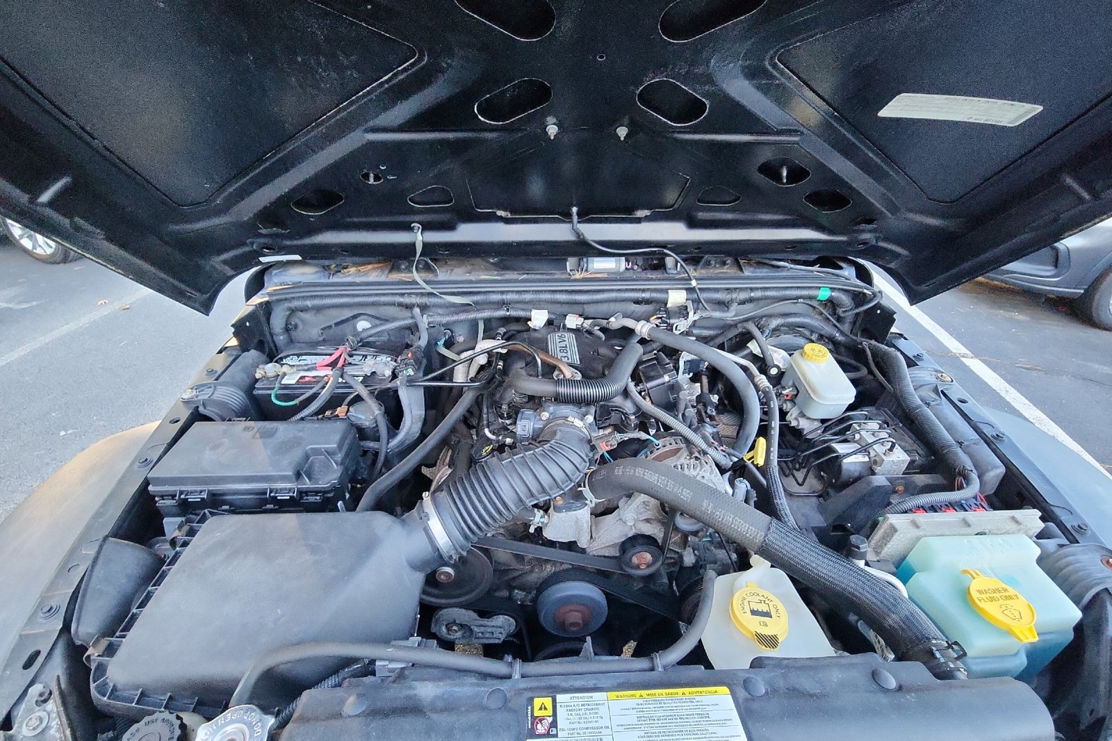 Used 2008 Black Clearcoat/Black Soft Top Jeep X image 30