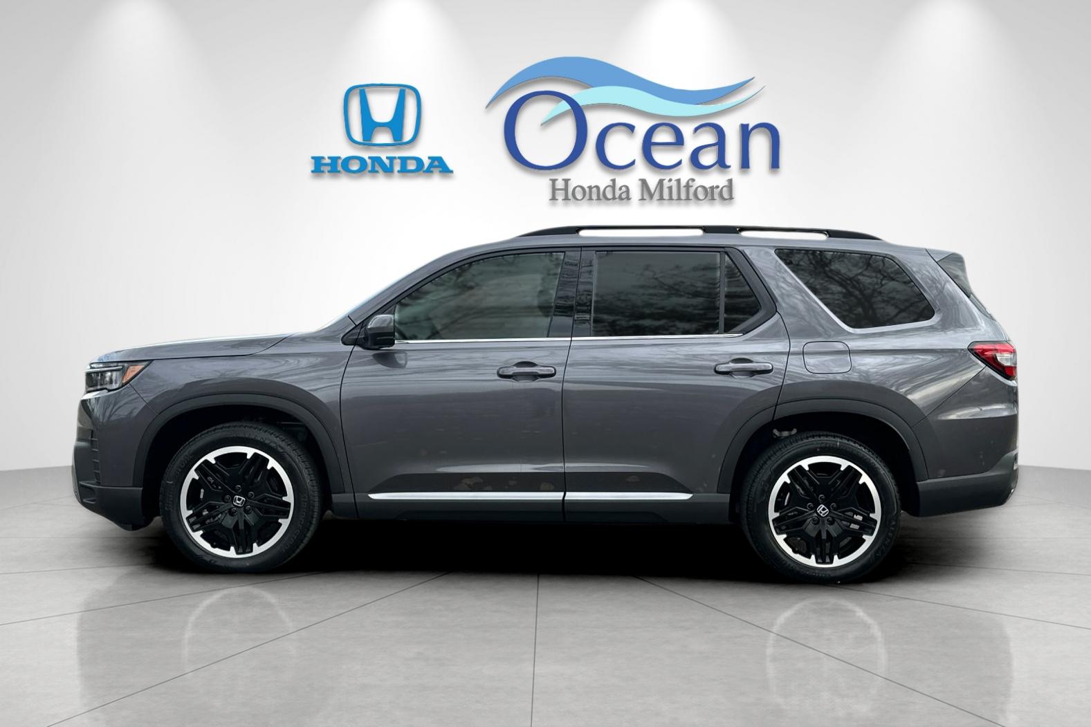 New 2026 Modern Steel Metallic Honda AWD Touring Blackout image 2