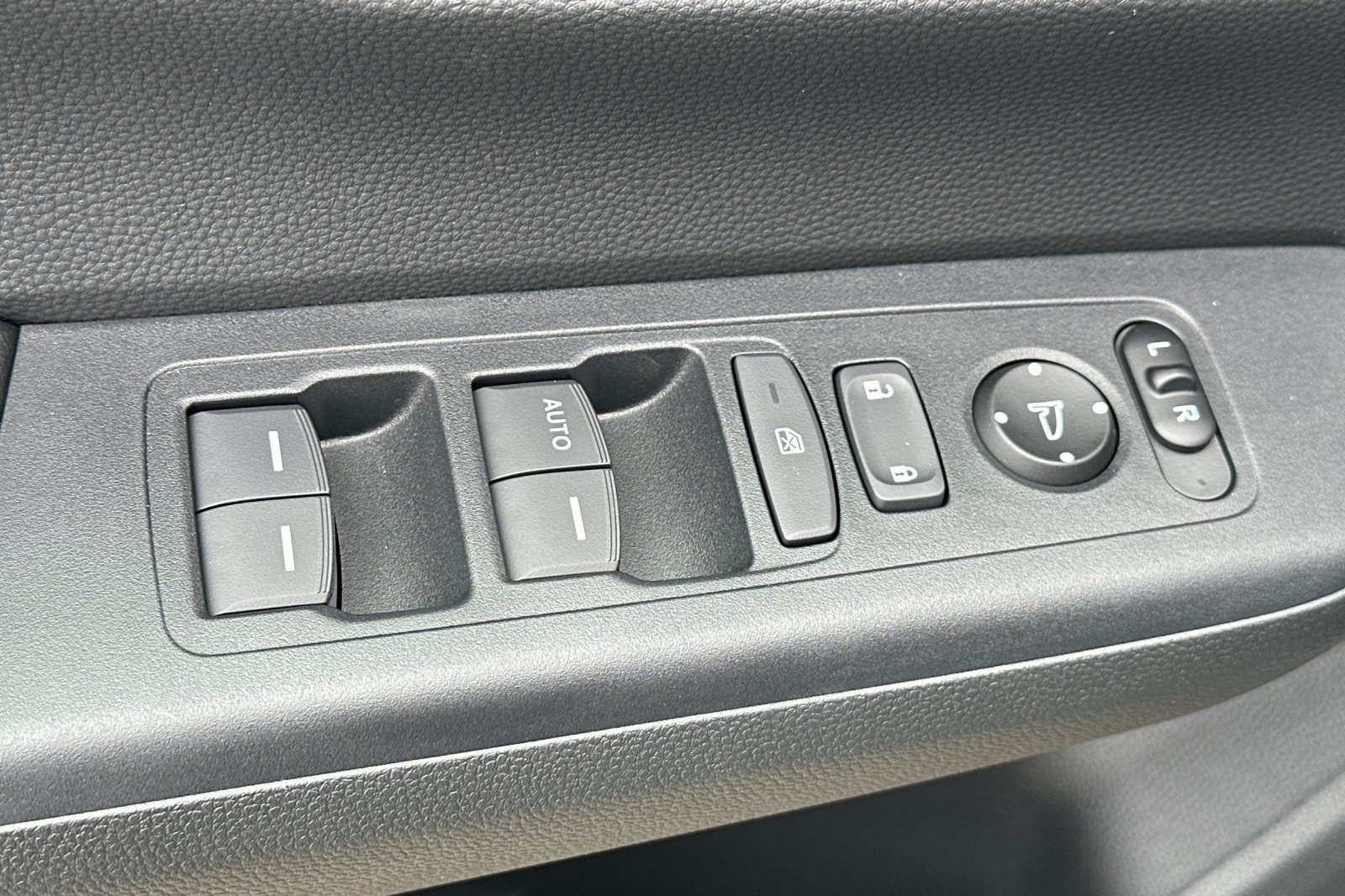 New 2026 Urban Gray Pearl Honda AWD LX image 11