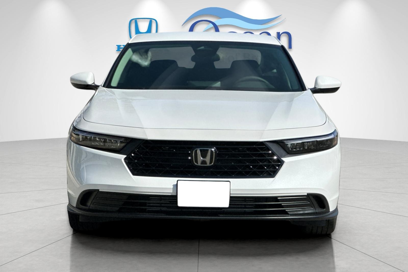 New 2026 Platinum White Pearl Honda LX image 8