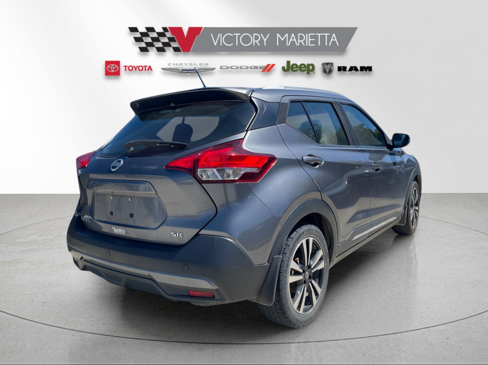 Used 2019 Gun Metallic Nissan SR image 4