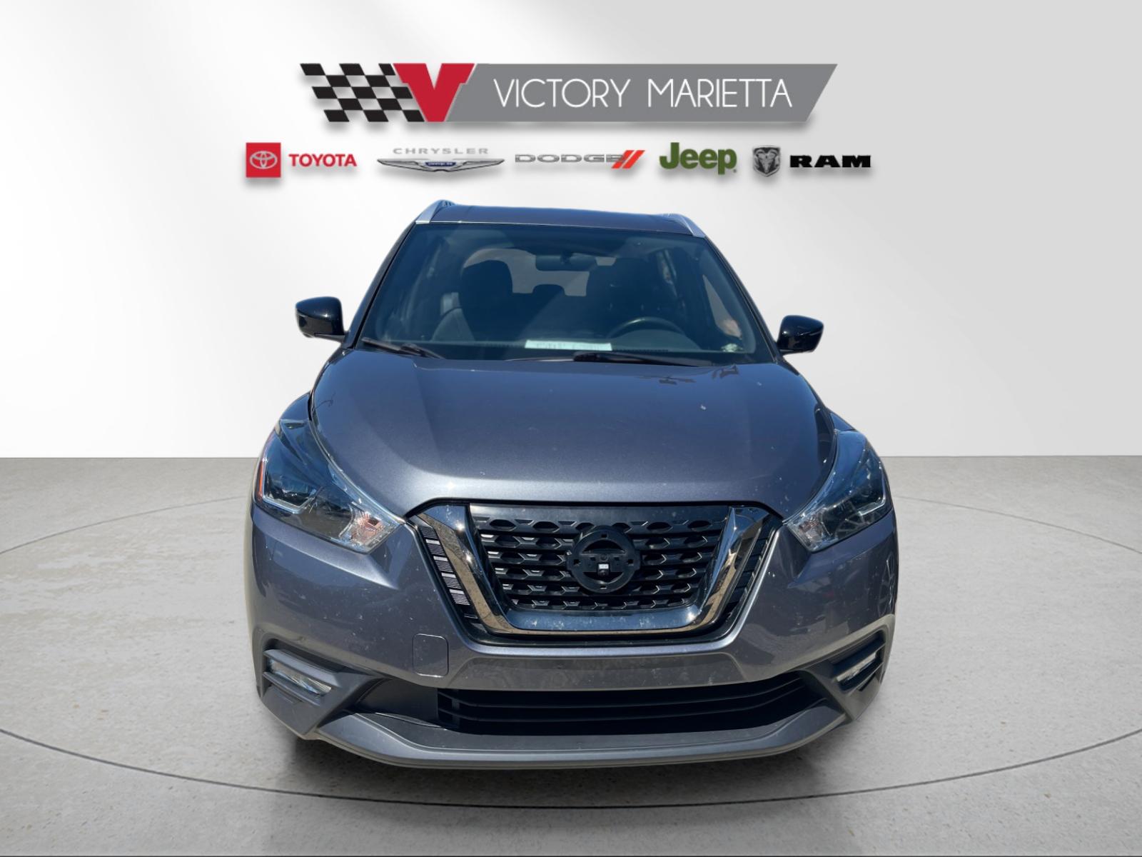 Used 2019 Gun Metallic Nissan SR image 7