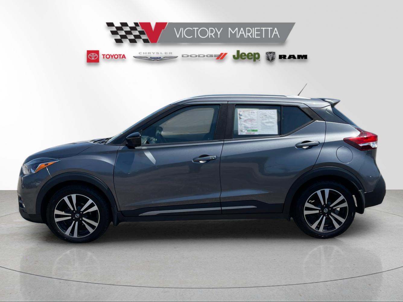 Used 2019 Gray Nissan SR image 2