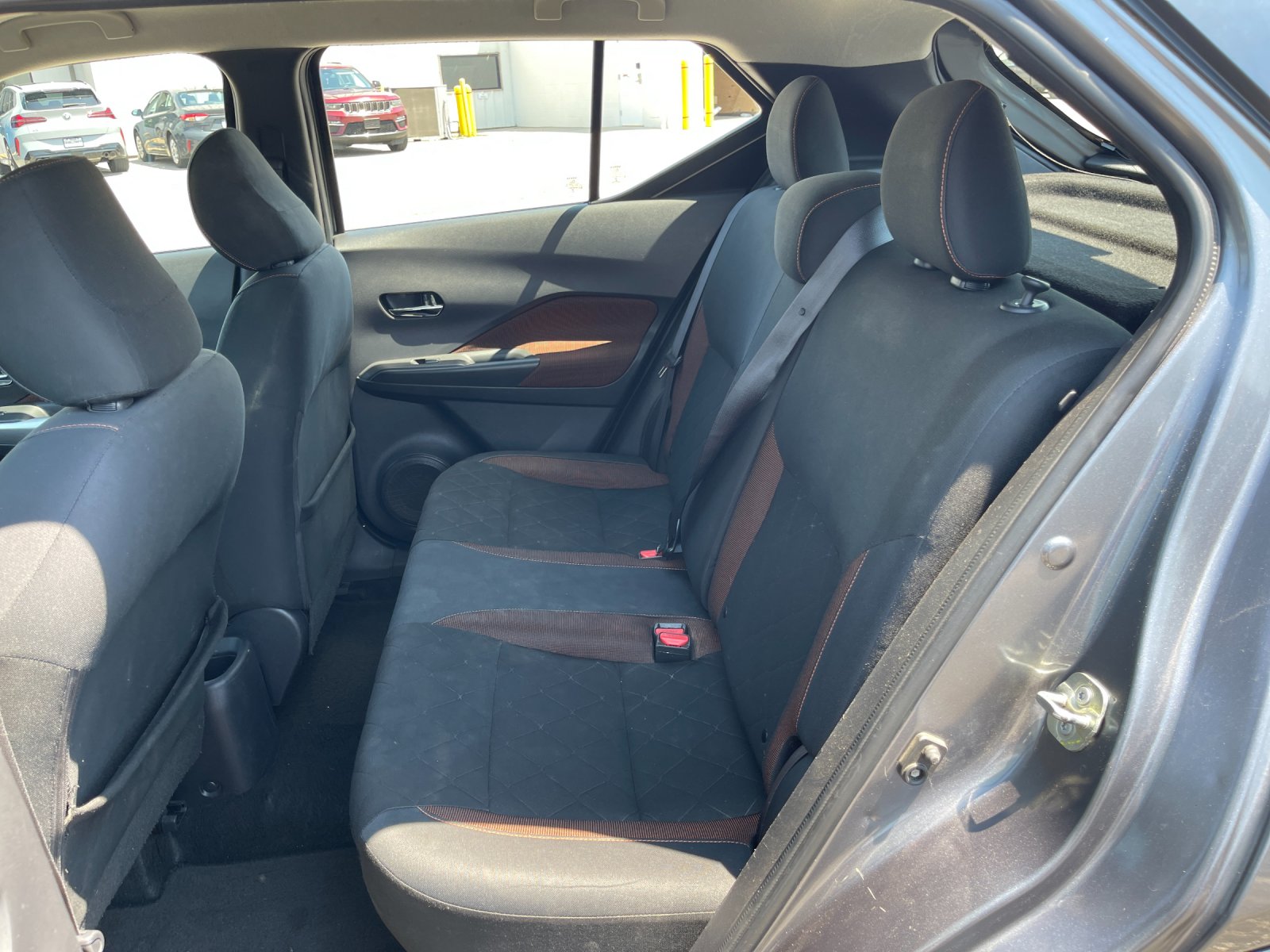 Used 2019 Gray Nissan SR image 13