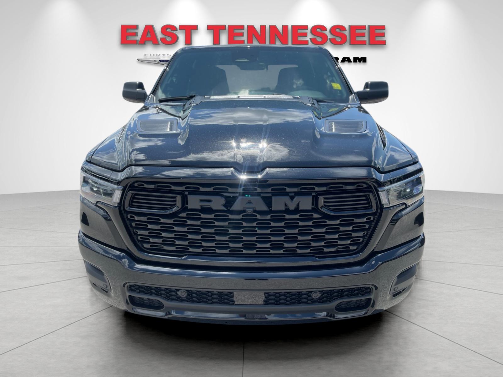 New 2026 Diamond Black Crystal Pearl-Coat Exterior Paint RAM Express image 8