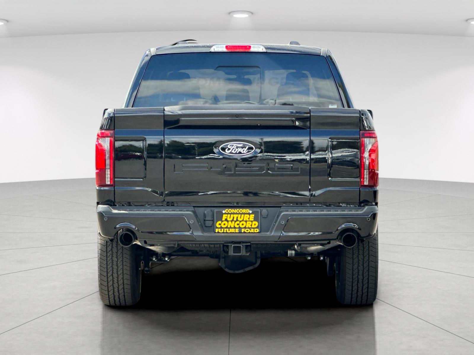 New 2026 Agate Black Metallic Ford Lariat® image 4
