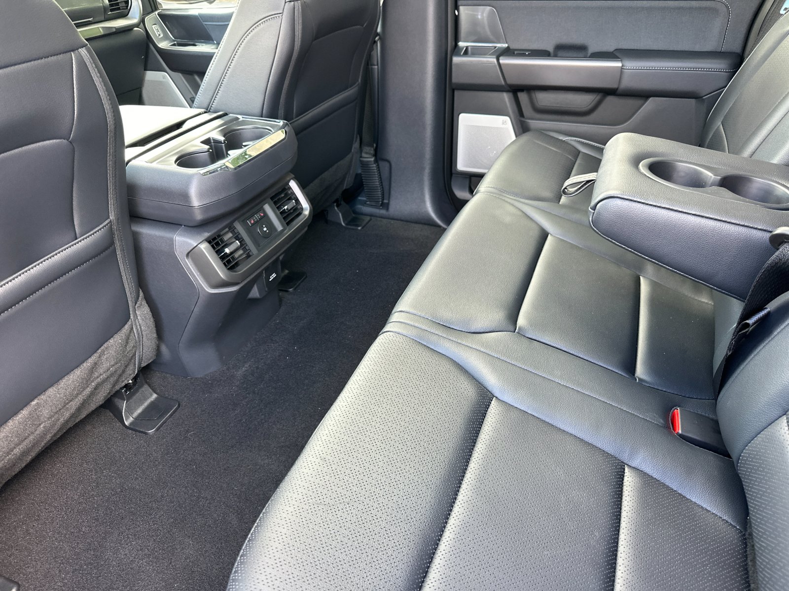 New 2026 Agate Black Metallic Ford Lariat® image 11