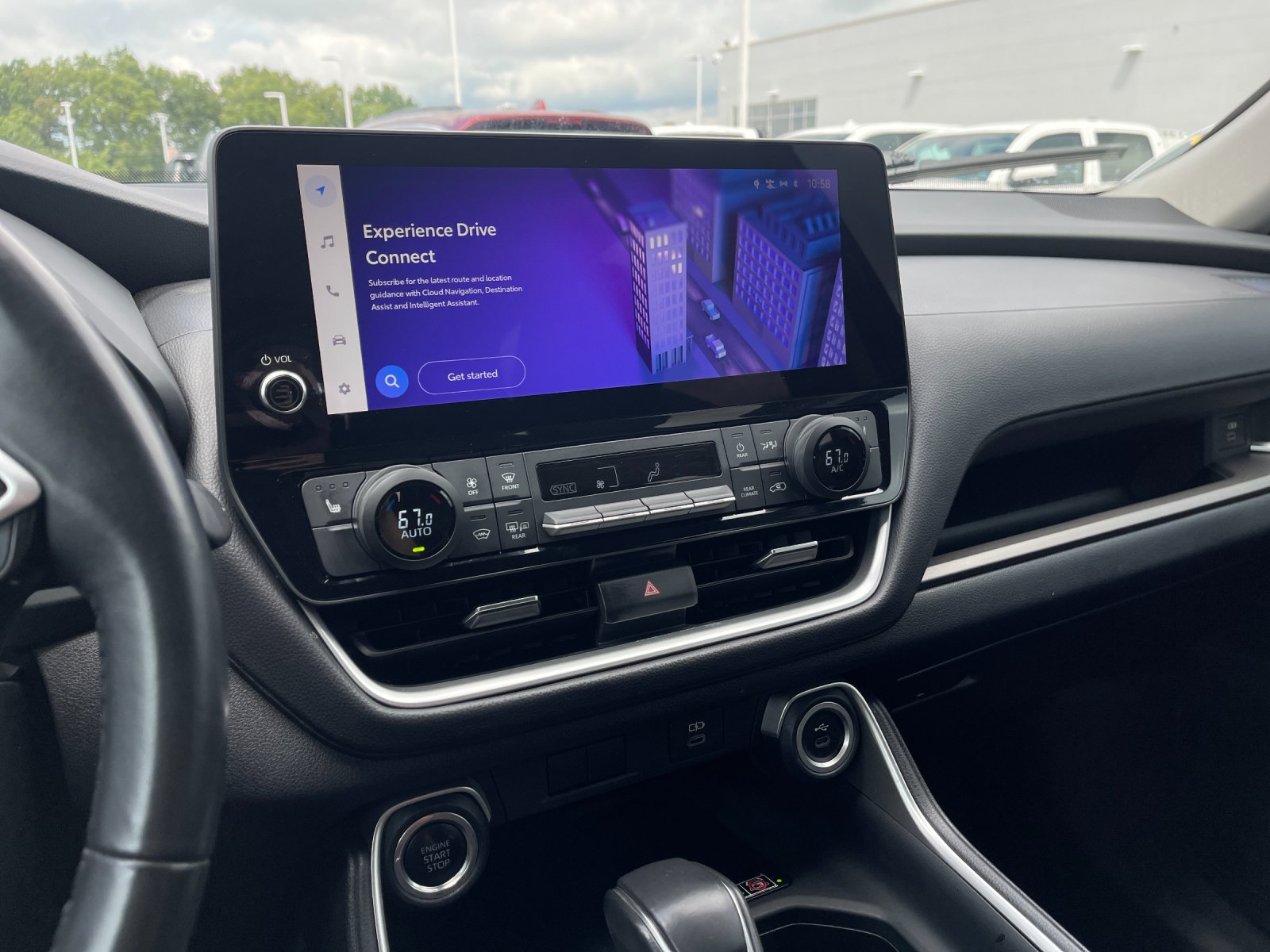 Used 2024  Toyota XLE image 21