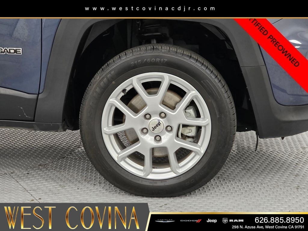 Certified Used 2022 Blue Jeep Latitude image 9