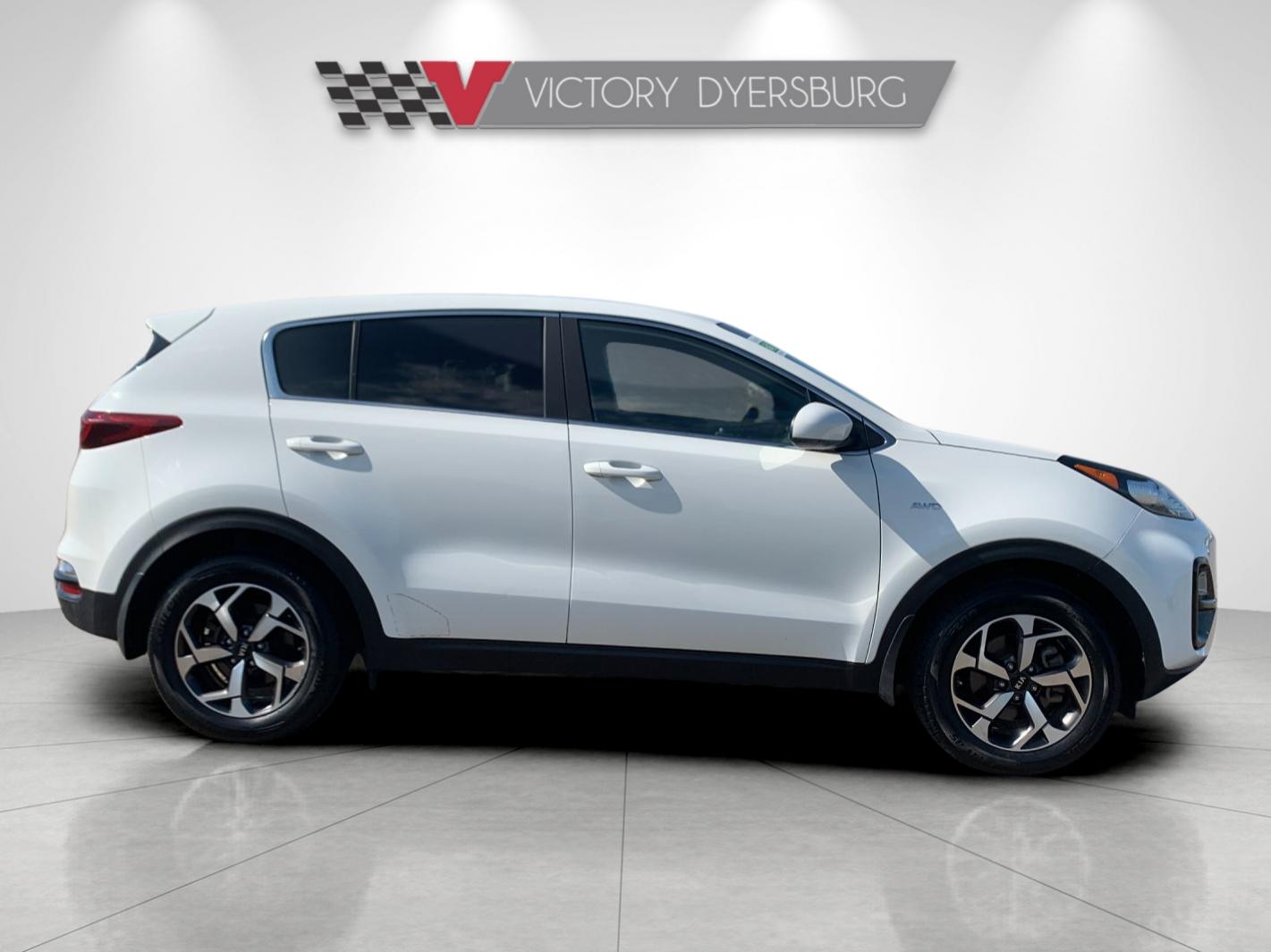 Used 2020 White Kia LX image 3