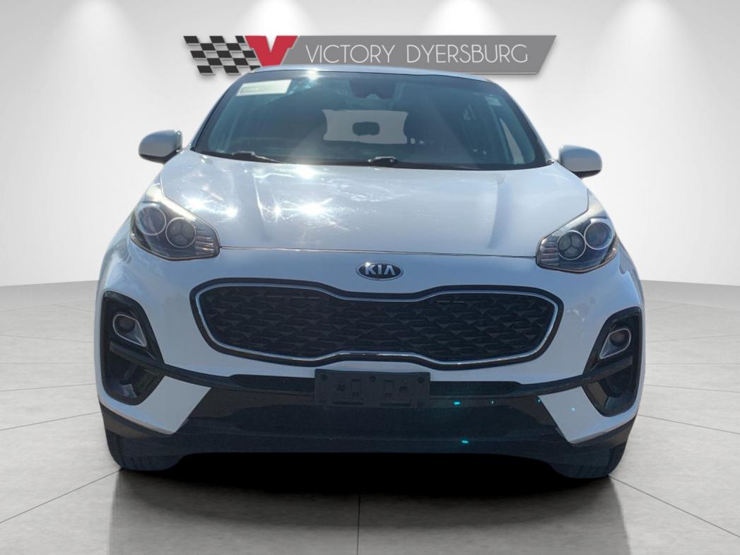 Used 2020 White Kia LX image 9