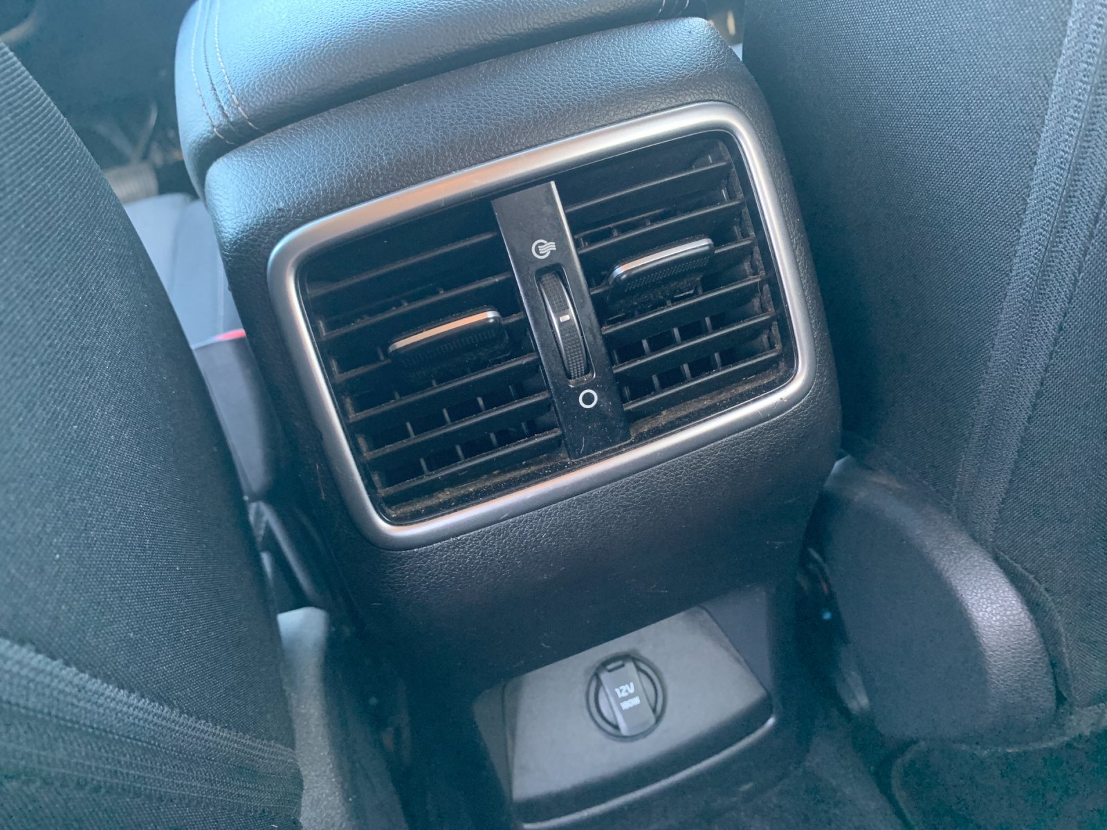 Used 2020 White Kia LX image 15