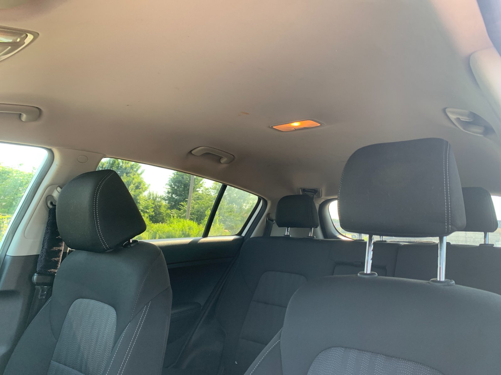 Used 2020 White Kia LX image 18