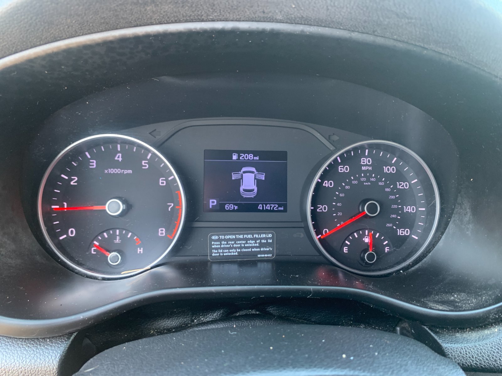 Used 2020 White Kia LX image 28