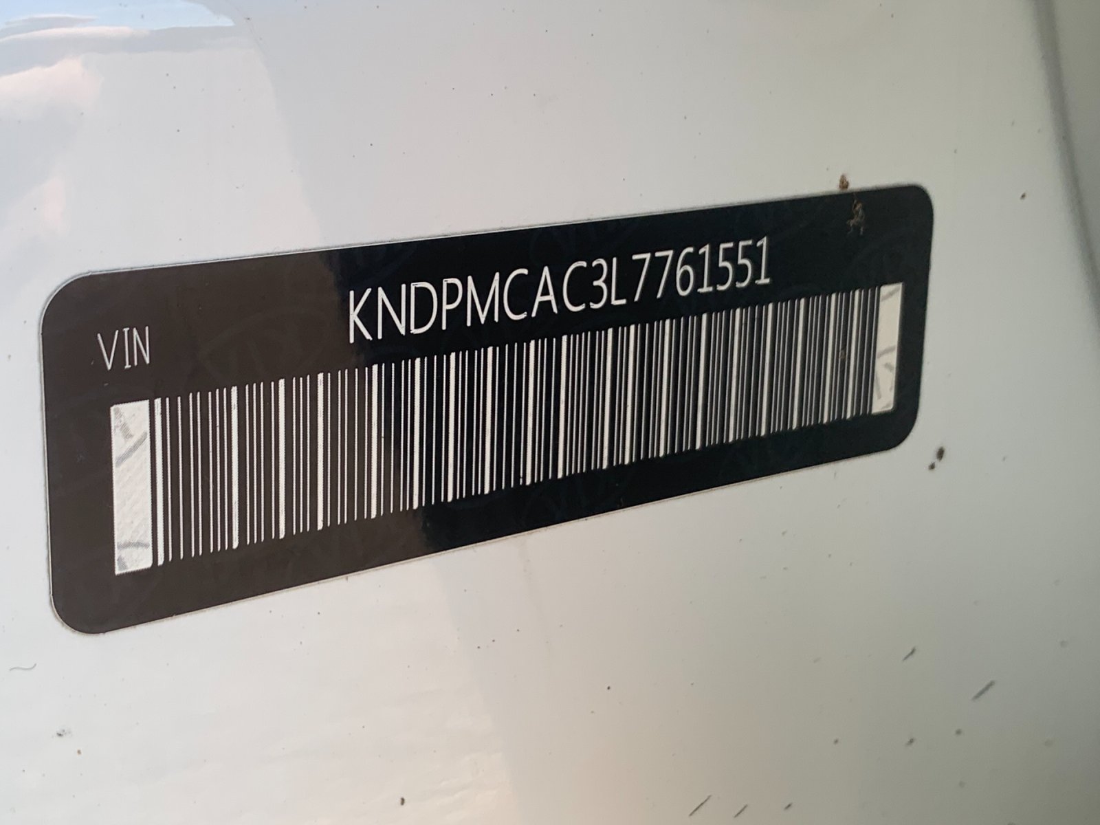 Used 2020 White Kia LX image 32