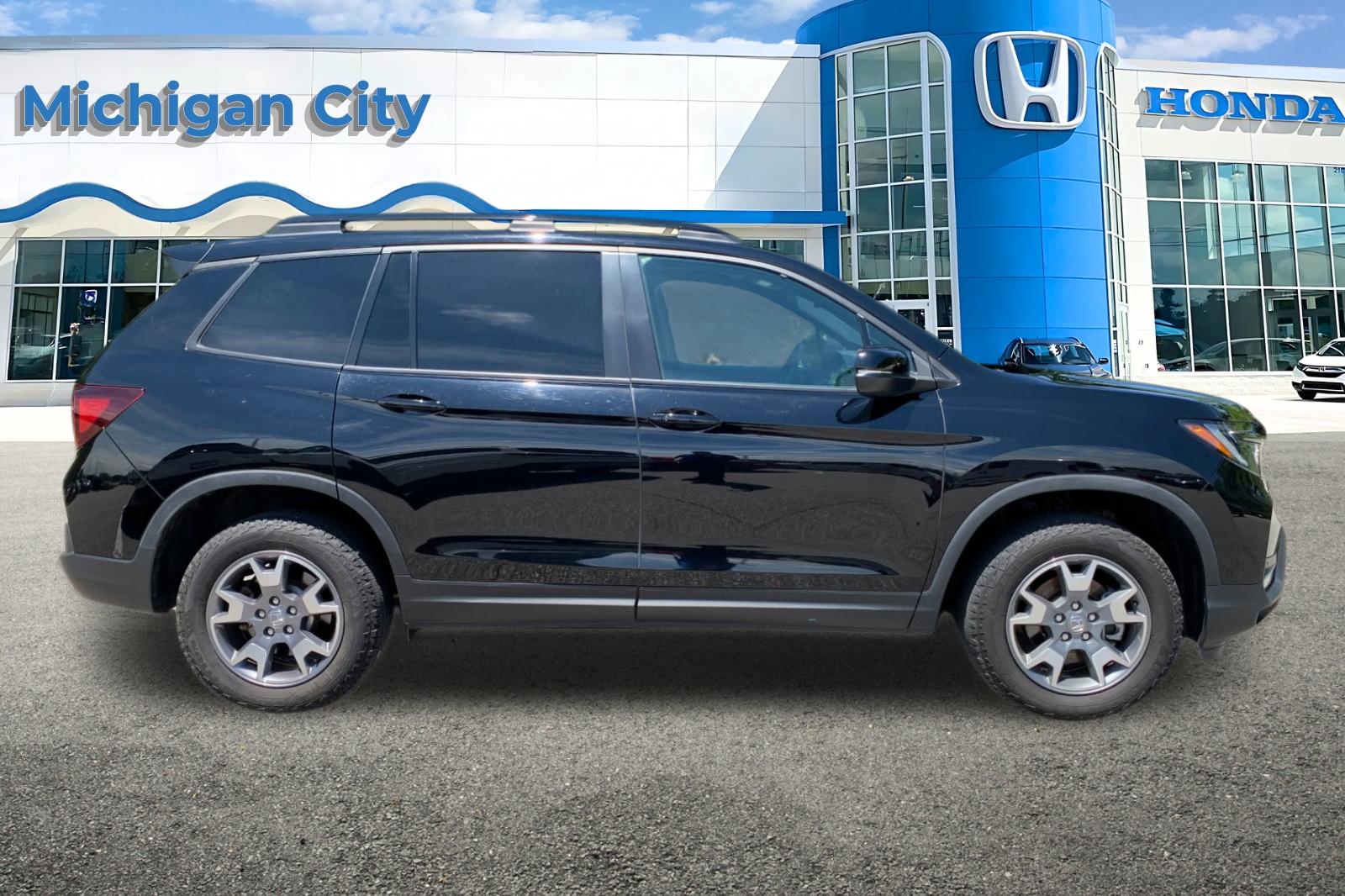 Certified Used 2023 Crystal Black Pearl Honda TrailSport image 6