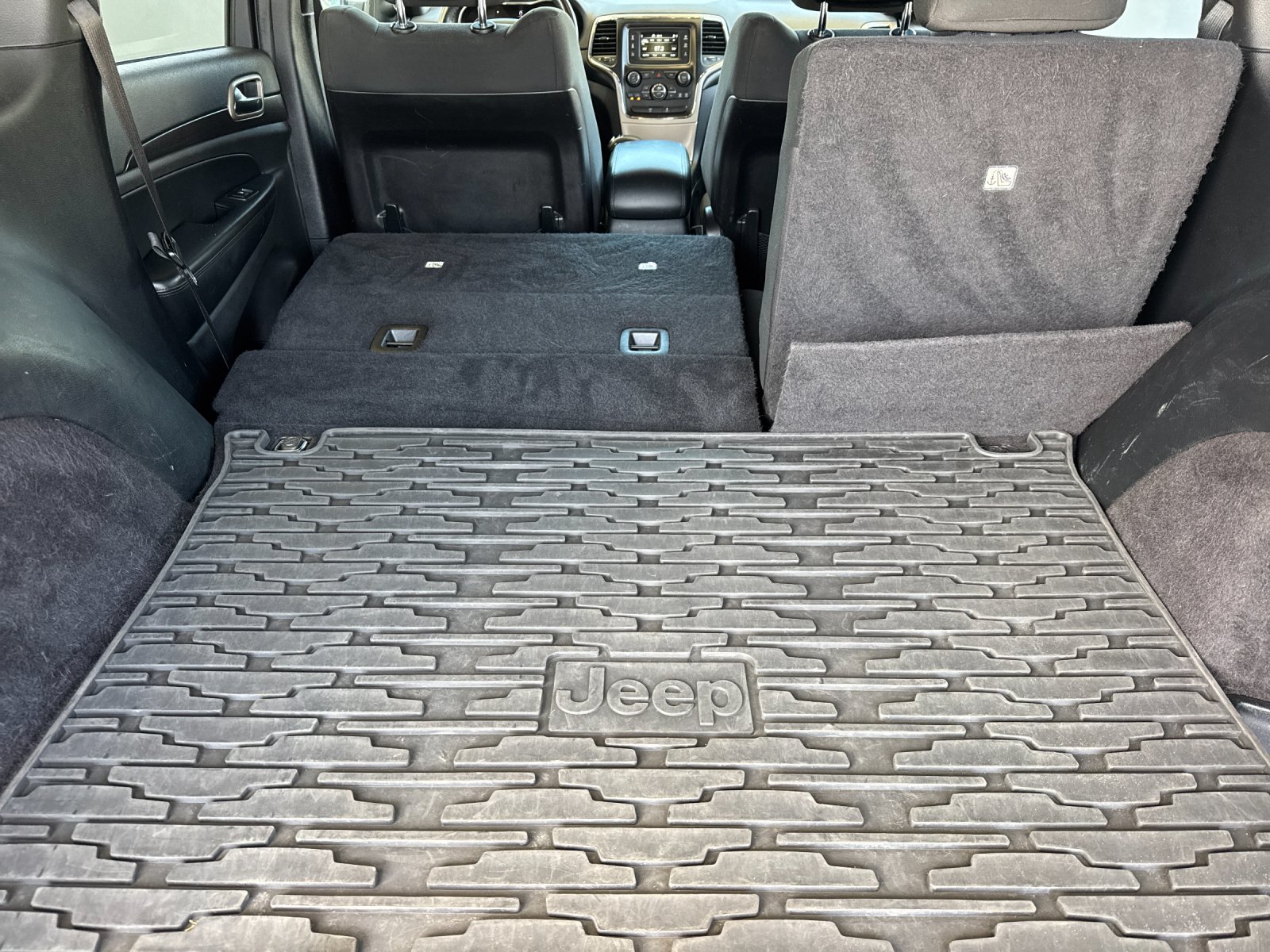 Used 2015 White Jeep Laredo image 15