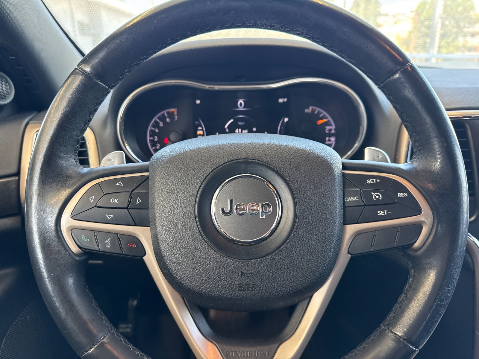 Used 2015 White Jeep Laredo image 22
