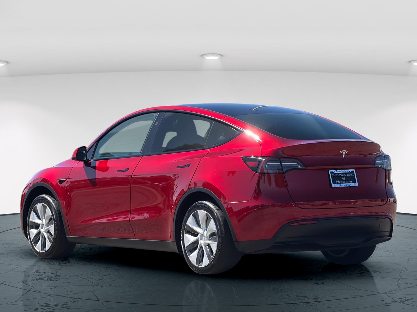 Used 2024 Ultra Red Tesla Long Range 4D Sport Utility image 5