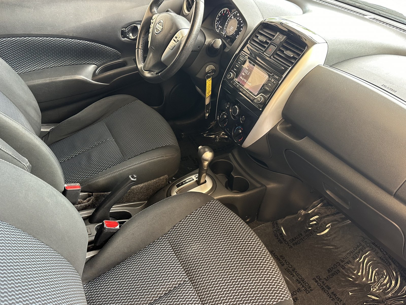 Used 2016 Blue Nissan SV image 15
