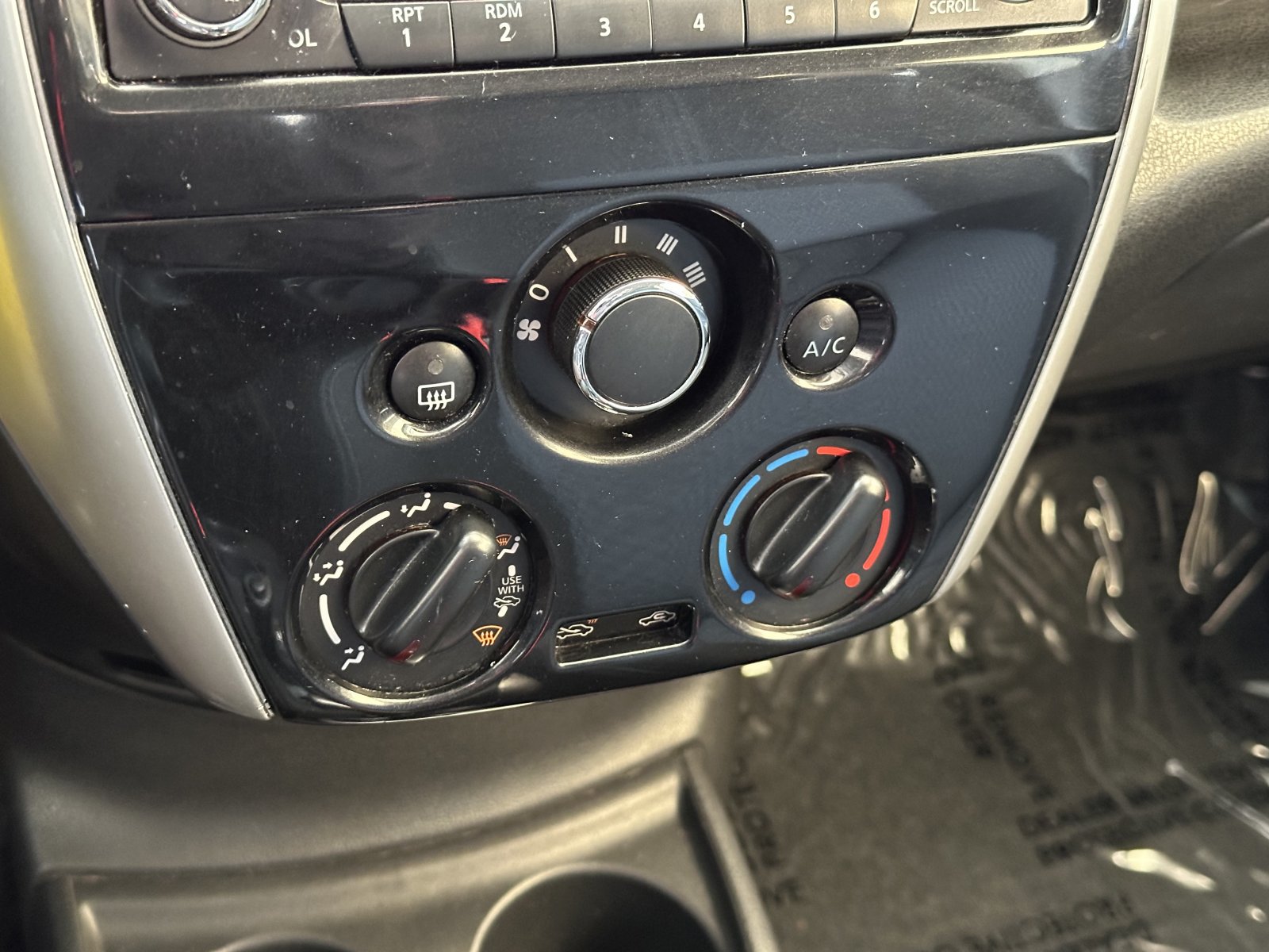 Used 2016 Blue Nissan SV image 19