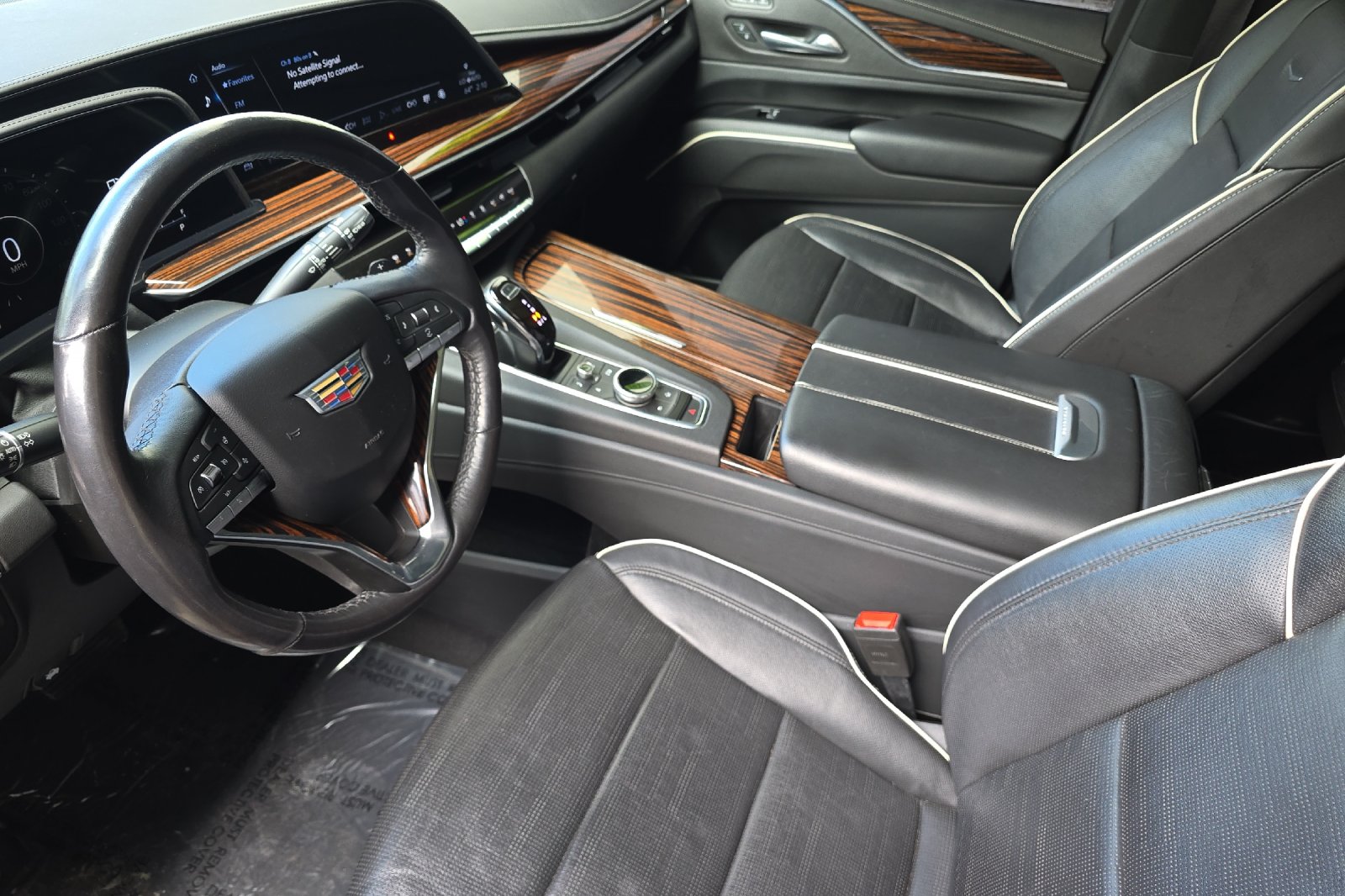 Used 2021 Black Cadillac Premium Luxury image 7