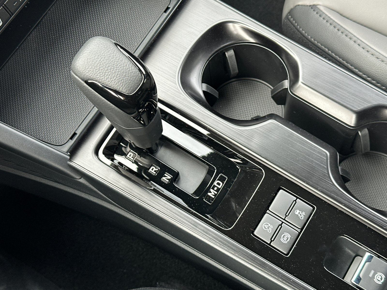New 2026 ICE SILVER METALLIC Subaru Premium image 25
