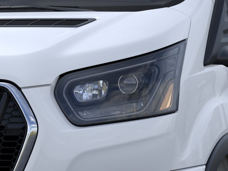 New 2026 Oxford White Ford Passenger Van XLT image 40
