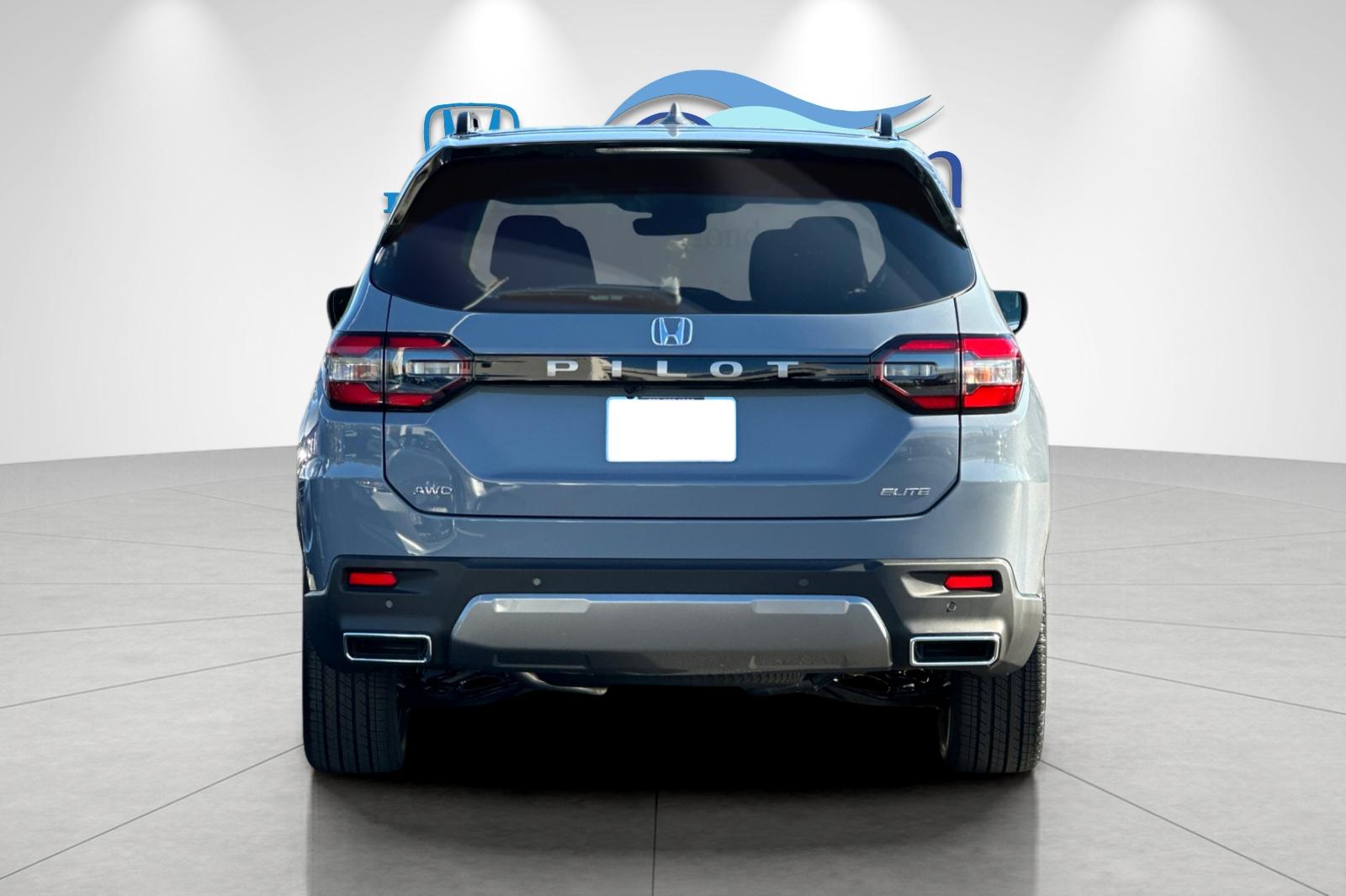New 2026 Sonic Gray Pearl Honda AWD Elite image 4