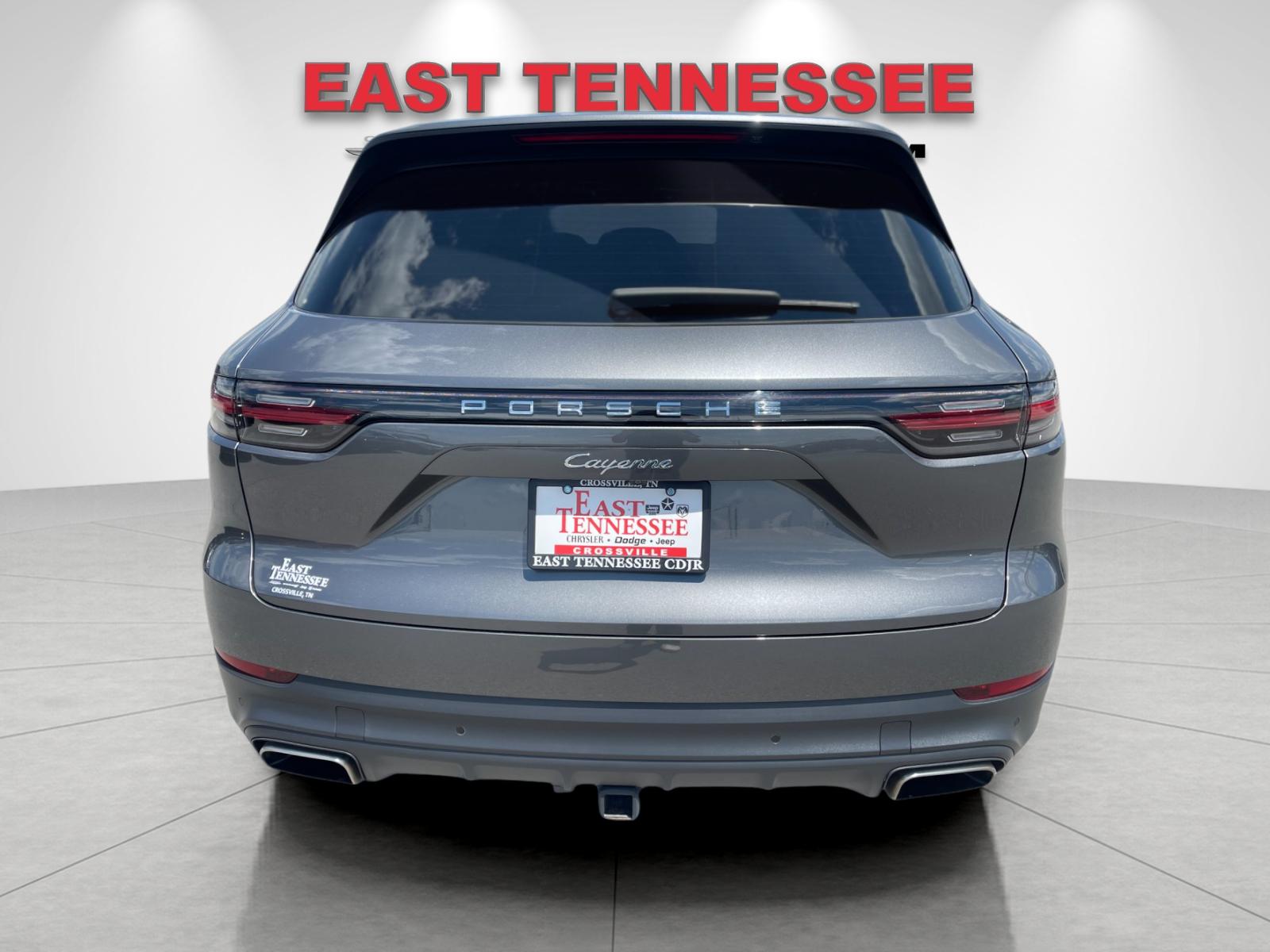 Used 2021  Porsche Base image 4