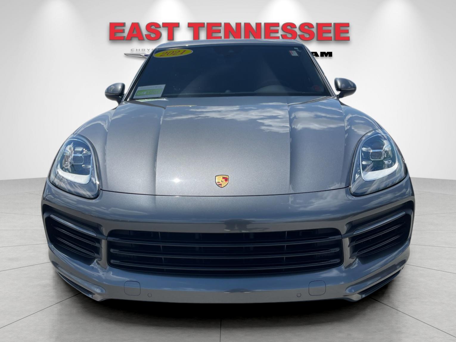 Used 2021  Porsche Base image 9