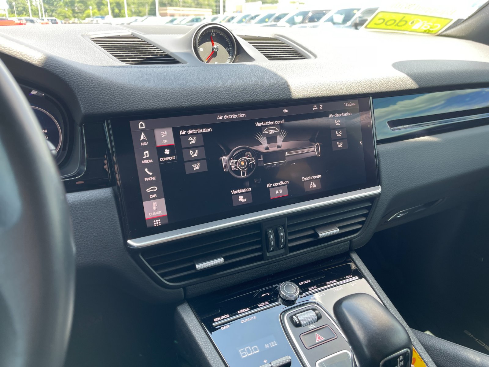 Used 2021  Porsche Base image 21