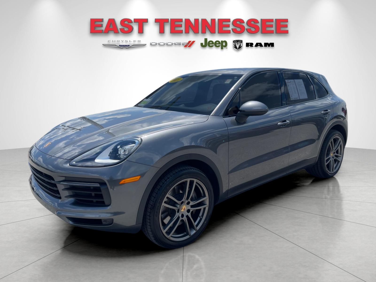 Used 2021  Porsche Base image 7