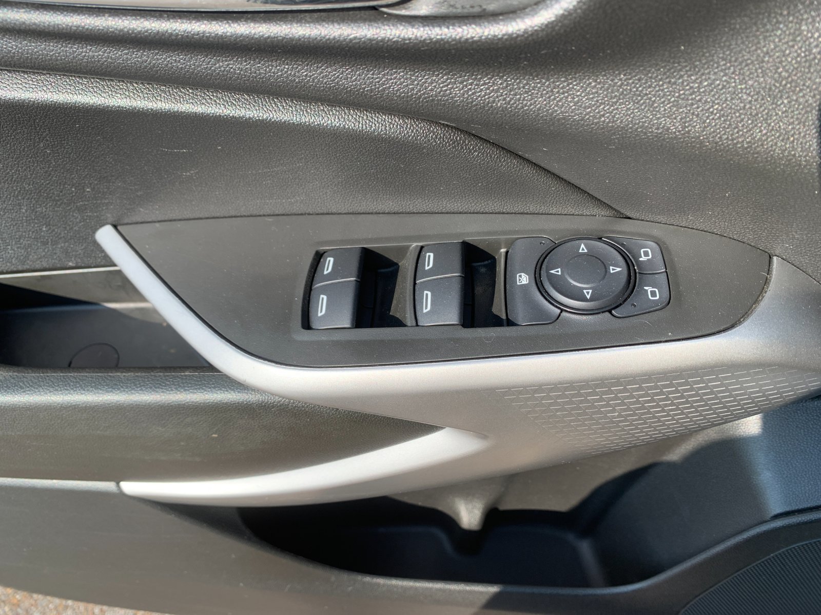 Used 2024 White Chevrolet LS image 14