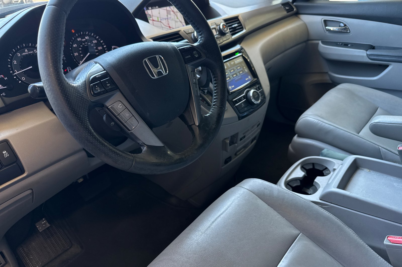 Certified Used 2016 Modern Steel Metallic Honda Touring Elite image 7