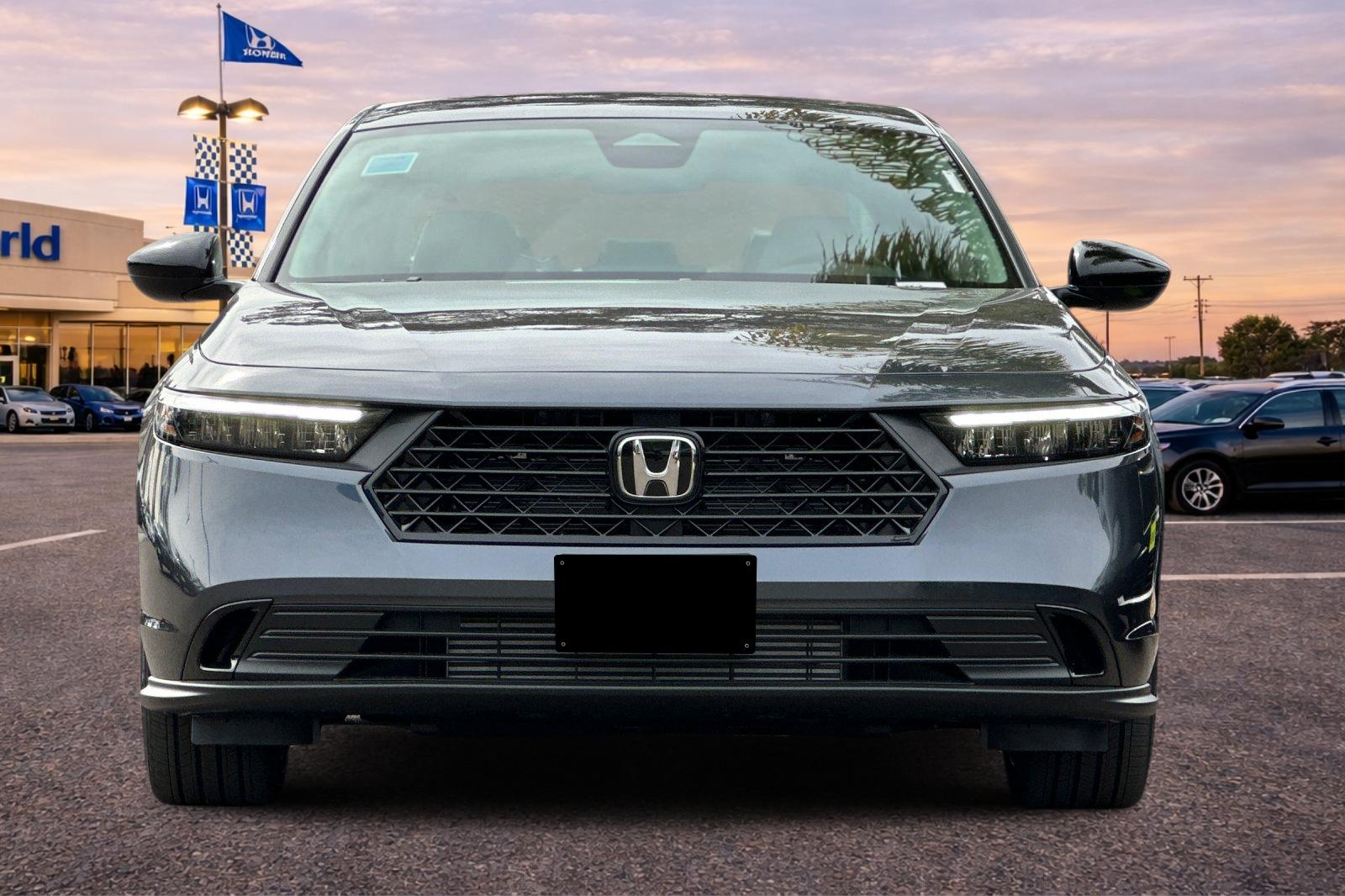 New 2026 Meteorite Gray Metallic Honda SE image 9