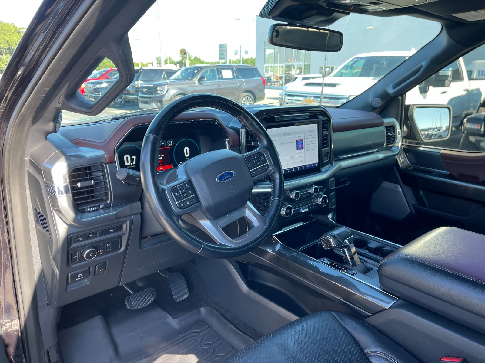 Used 2021 Black Metallic Ford Lariat image 11