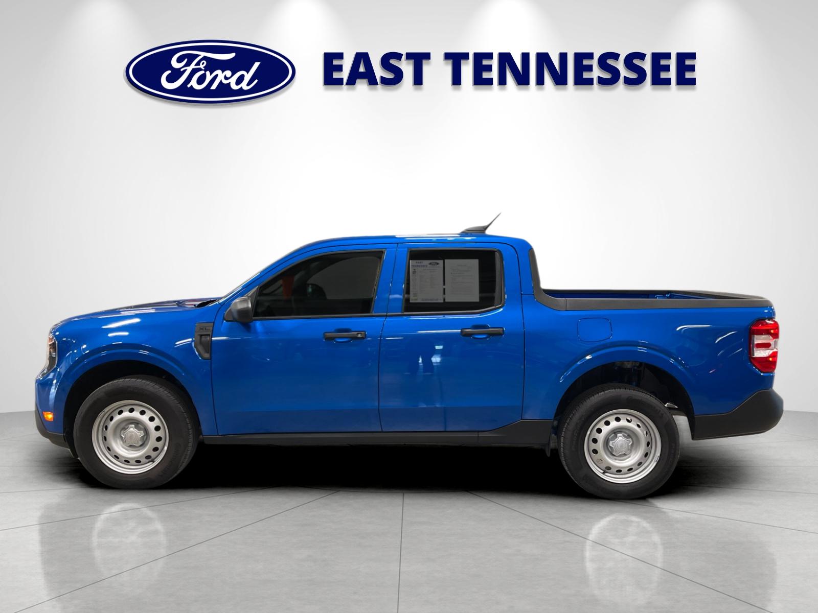 Used 2025 Blue Ford XL image 6