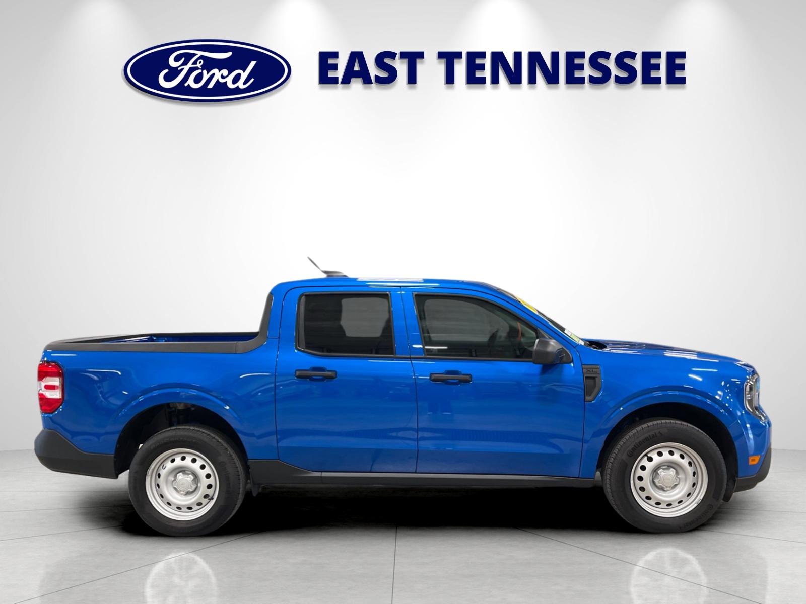 Used 2025 Blue Ford XL image 2